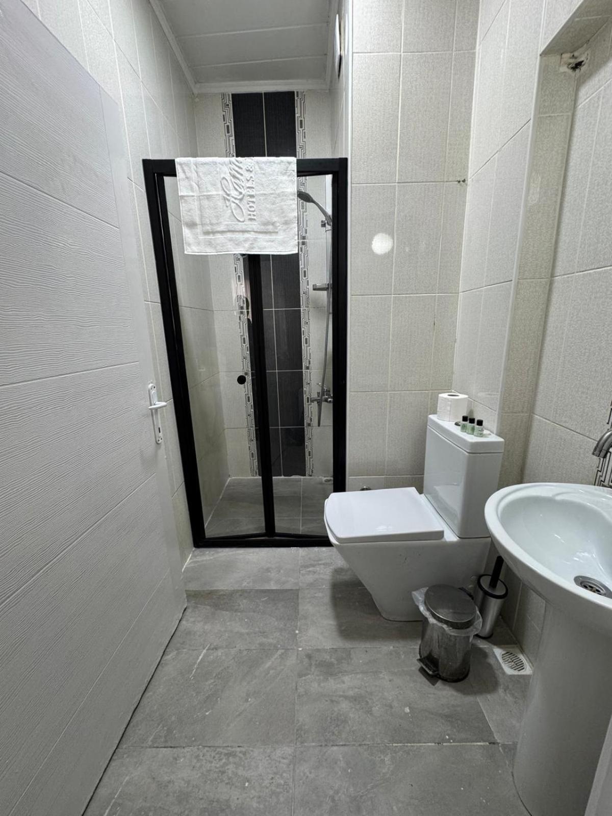 Galley Port Hotel Istambul Exterior foto